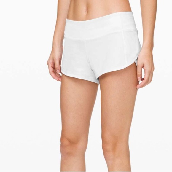 NWT Lululemon Speed Up Short *2.5" White - Size 14 - Picture 1 of 6